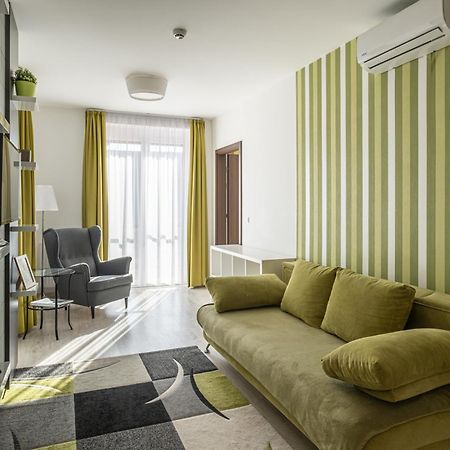 Aranymandula Apartmanok Balatonakali Exteriör bild