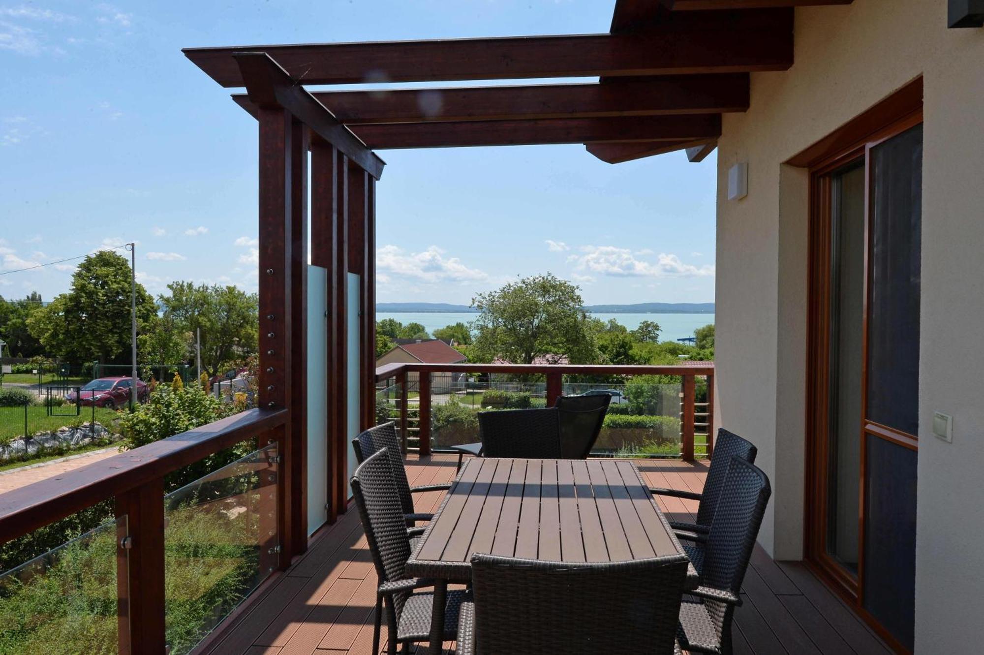 Aranymandula Apartmanok Balatonakali Exteriör bild