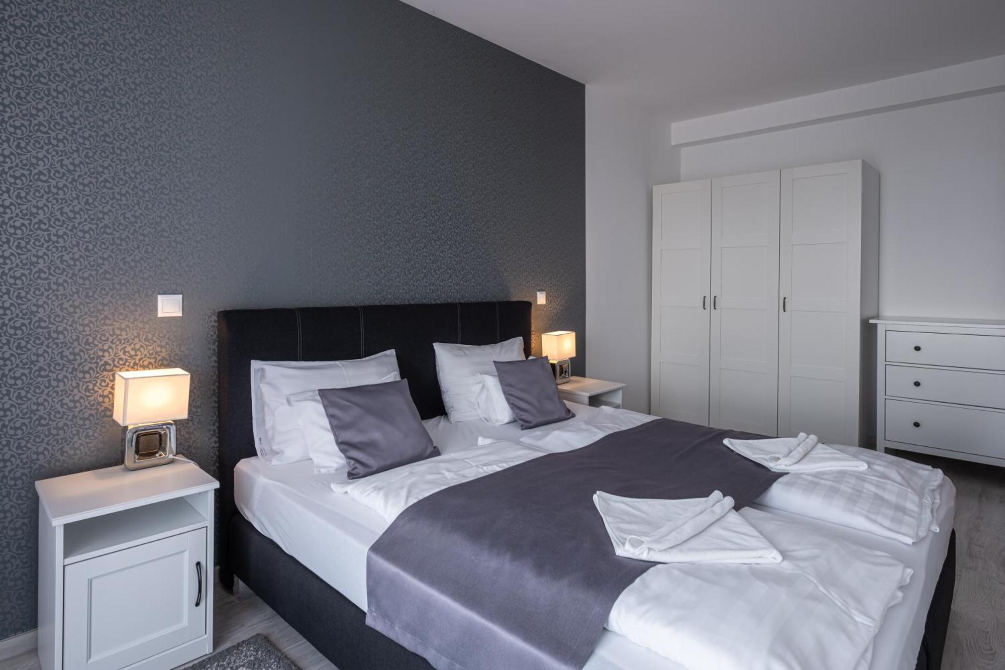 Aranymandula Apartmanok Balatonakali Exteriör bild