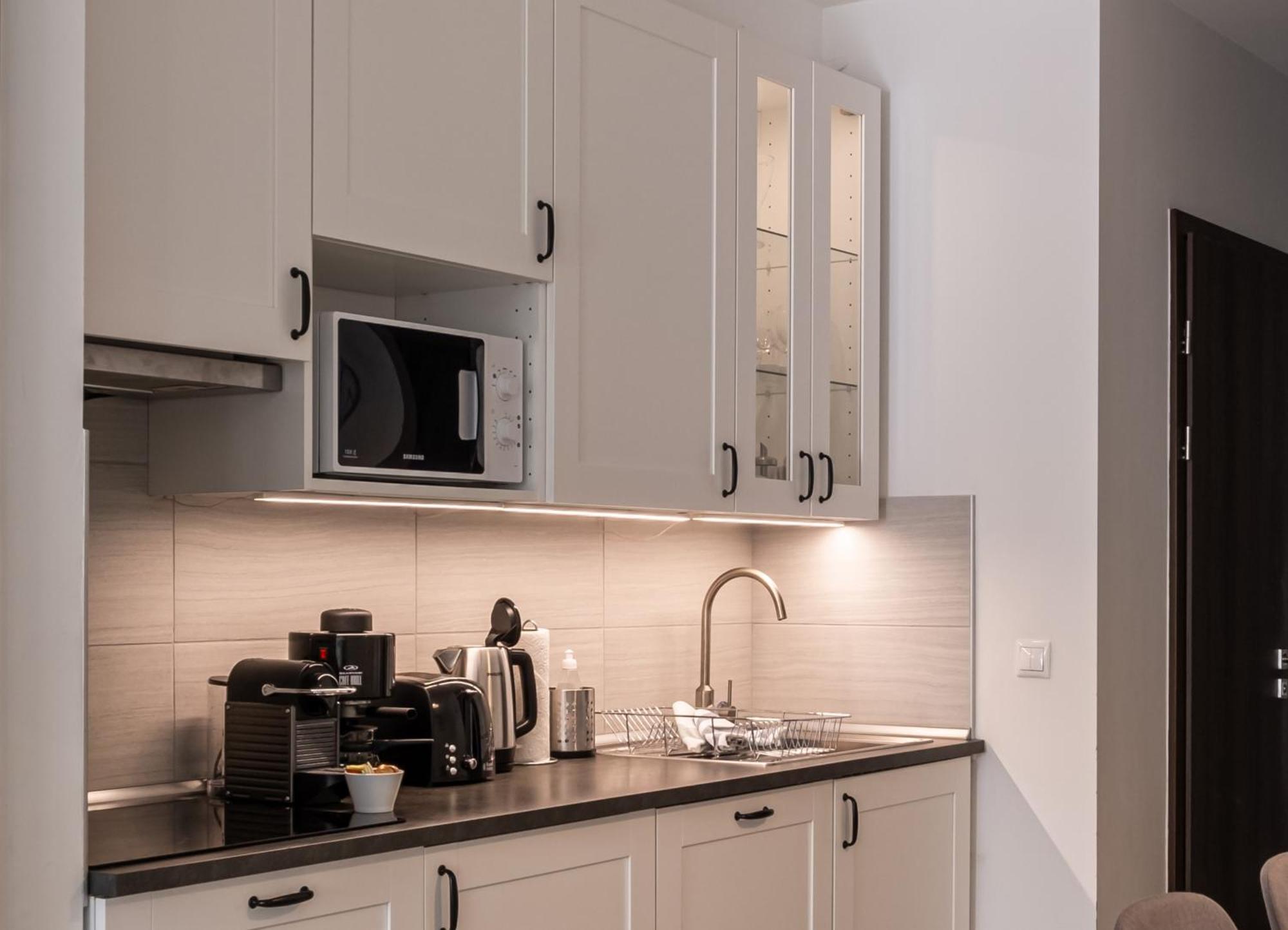 Aranymandula Apartmanok Balatonakali Exteriör bild